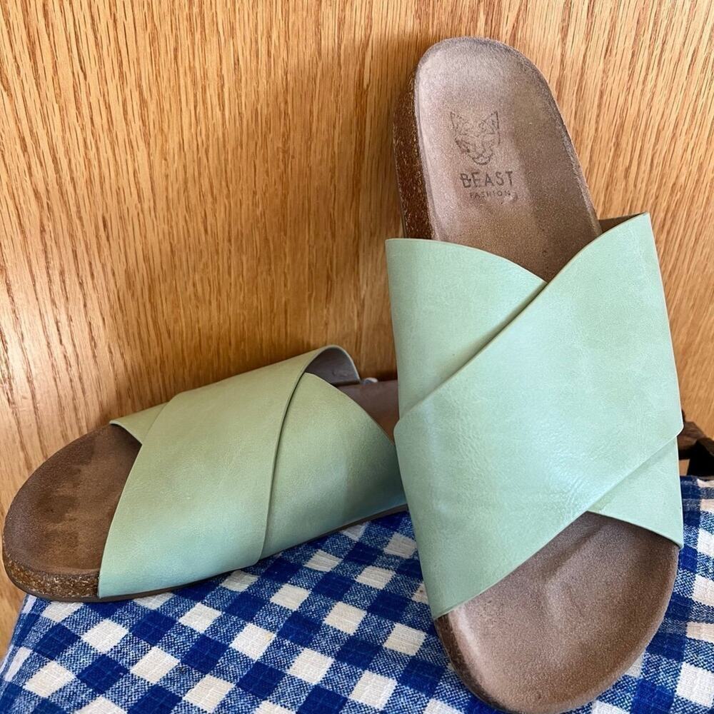 Beast Fashion green, slip on cork sole distressed faux leather women's size 8